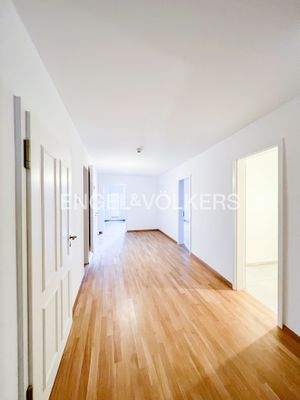 Eingangsbereich - großzügiger Flur