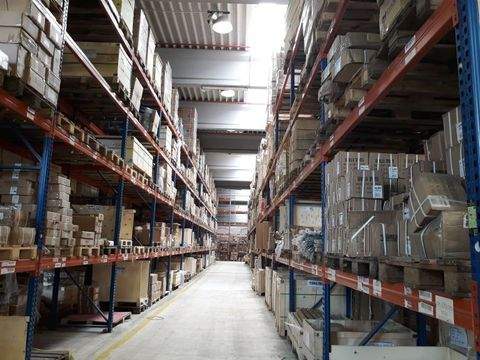 Darmstadt Halle, Darmstadt Hallenfläche