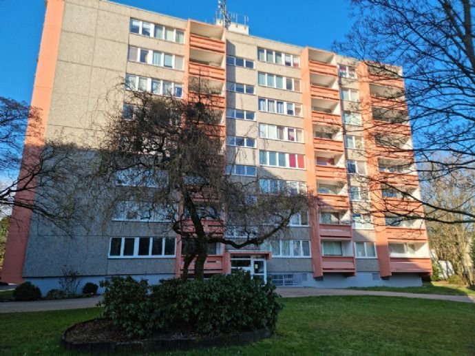 Lohmar-City. 3-Zimmer mit Balkon und Garage. Provisionsfrei!