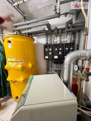 Heizung mit Warmwasserspeicher EG