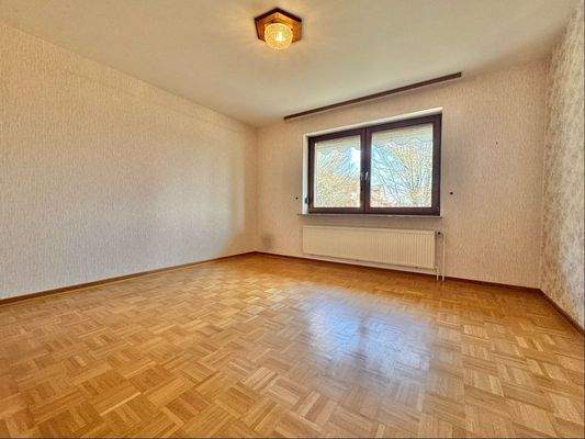 Großes Schlafzimmer