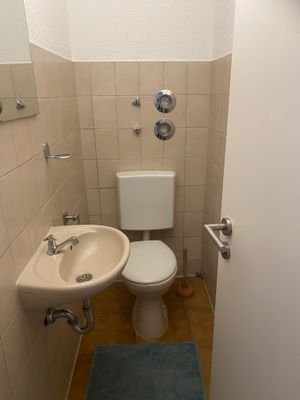4-Zi-Whg 2. OG WC.jpg