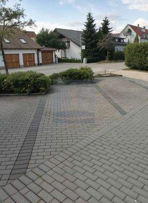 Außenstellplätze 12 und 13