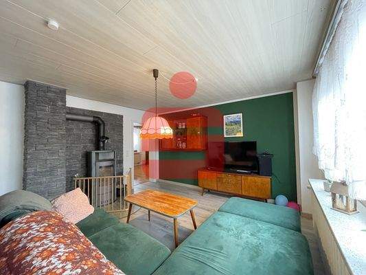 Wohnzimmer mit Kamin