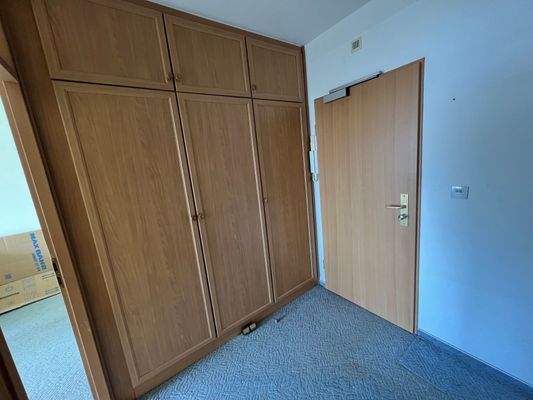 Einbauschrank im Flur