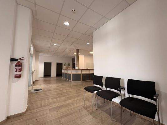 Empfangbereich (2).JPG