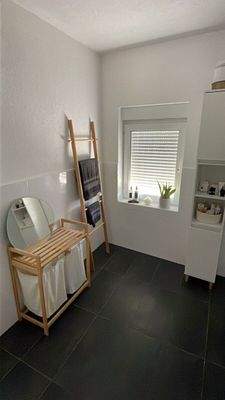 C1727176-FFA2-4D04-B301-AD9B2D1575F2