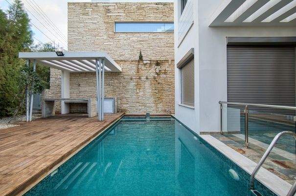 646740-detached-villa-for-rent-in-kato-paphos_orig