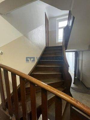 Treppenhaus mit Terrazzoboden