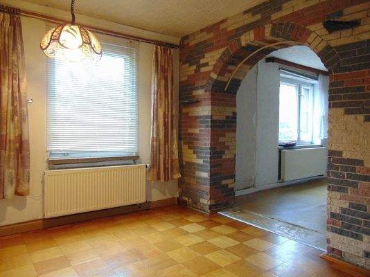 Esszimmer mit Wohnzimmer vor Entkernung