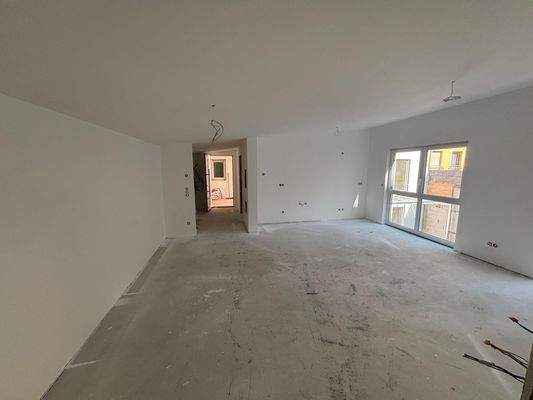 Wohnen mit Zugang zum Flur und Bad