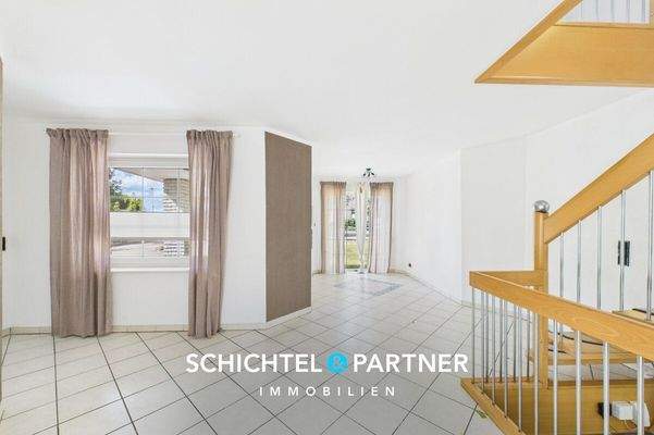 S&P | Eingangsbereich