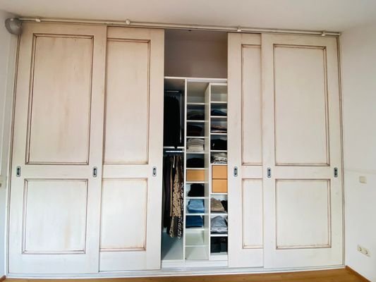 Einbauschrank Schlafzimmer.jpeg