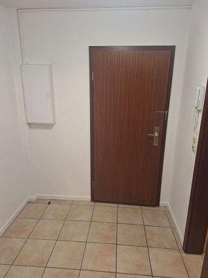 Flur Wohnungstür.jpg