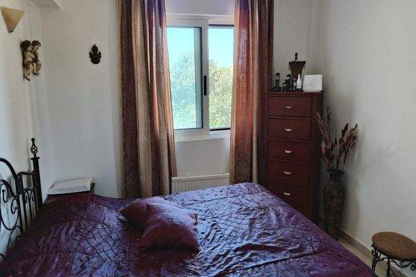 Kreta, Pirgos Psilonerou: Schönes Haus in toller Anlage in Strandlage zu verkaufen