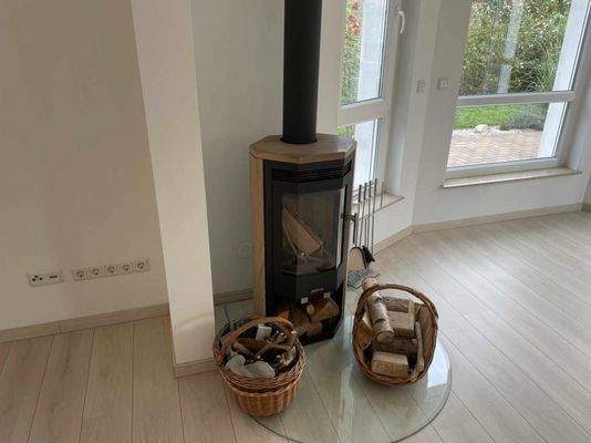 Holzkamin Erdgeschoss