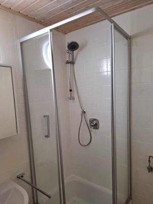 Dusche.jpg