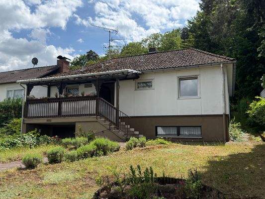 Ansicht vom Vorgarten