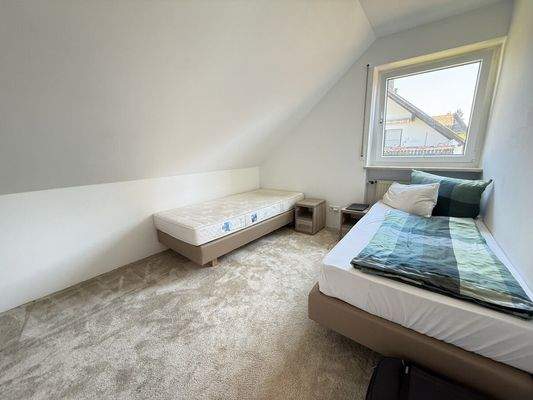 Arbeits-, Gäste-, Kinderzimmer DG