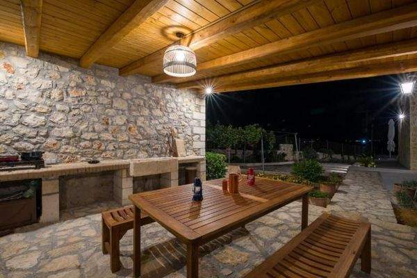 Kreta, Kokkino Chorio: Villa mit spektakulärem Blick auf das Meer und den Sonnenuntergang zu verkaufen