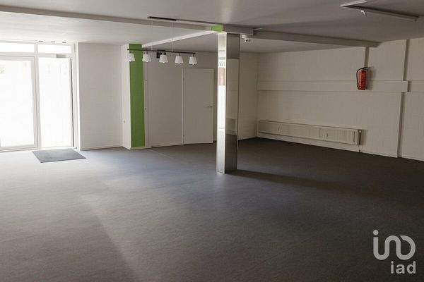 KG-Verkaufsfläche-Sicht zum Eingang