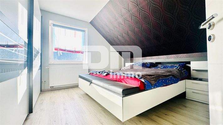 OG / DG Schlafzimmer