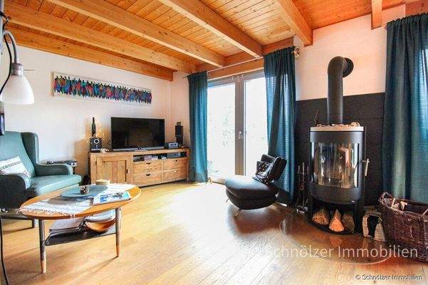 Wohnbereich mit Kamin