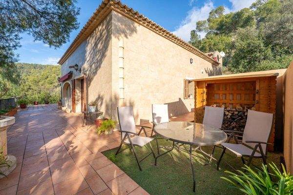 Finca in der Nähe von Bunyola zu verkaufen mit wunderschönem unverbautem Blick