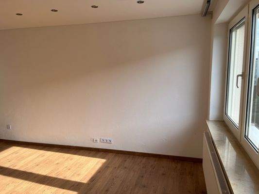 2. Zimmer / Wohnzimmer