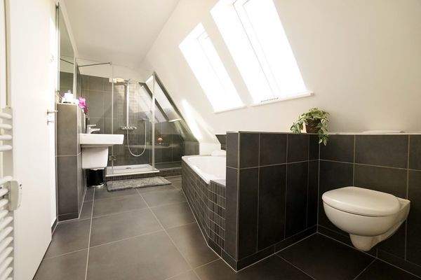 Badezimmer obere Ebene