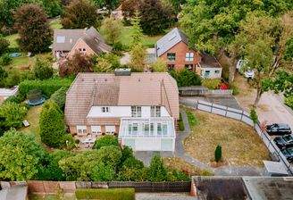 das gesamte Doppelhaus