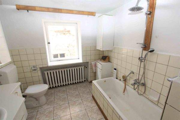 Bad im 1.OG (Scheune)