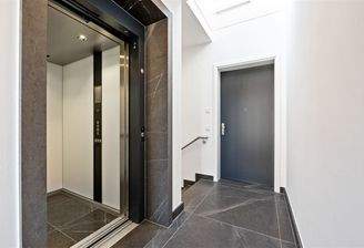 Aufzug von der TG zur Wohnung