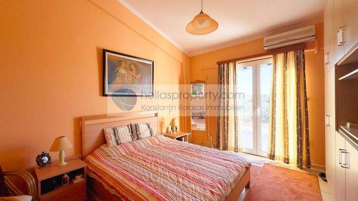 04d23622ede34114a01e3257a6b6c1ff-original