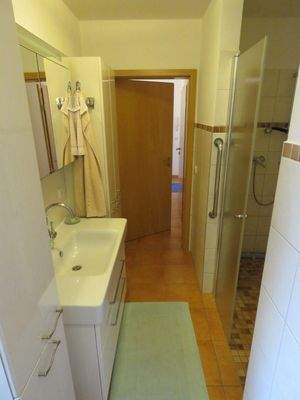 33 im Bad (Benutzerdefiniert).jpg