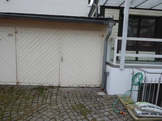 Garage, kann für 60 Euro gemietet werden