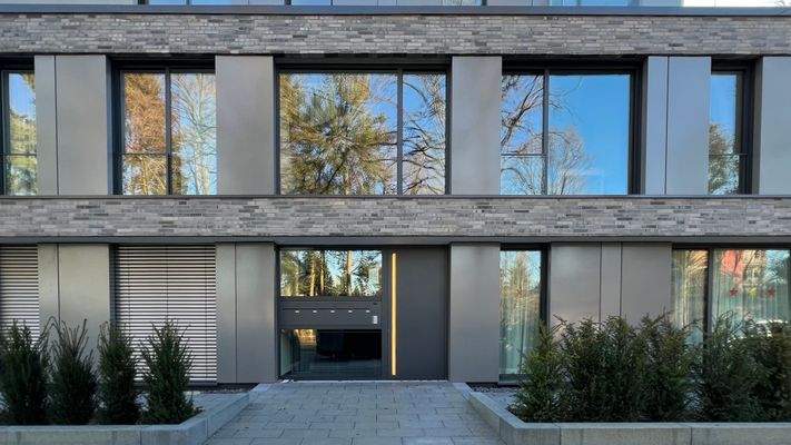 Beispielbild Hauseingang