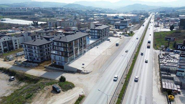 Offices and Shops in an Advantageous Location in Yalova