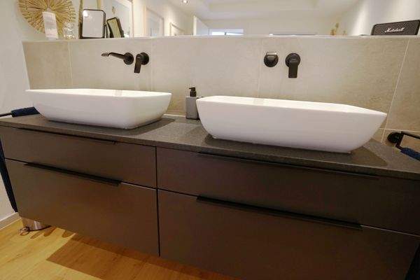 21_BadezimmerAnsicht II