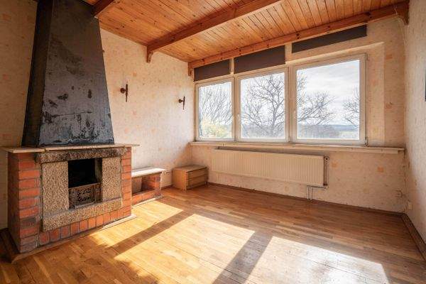 Zimmer 1.2 OG mit Kamin