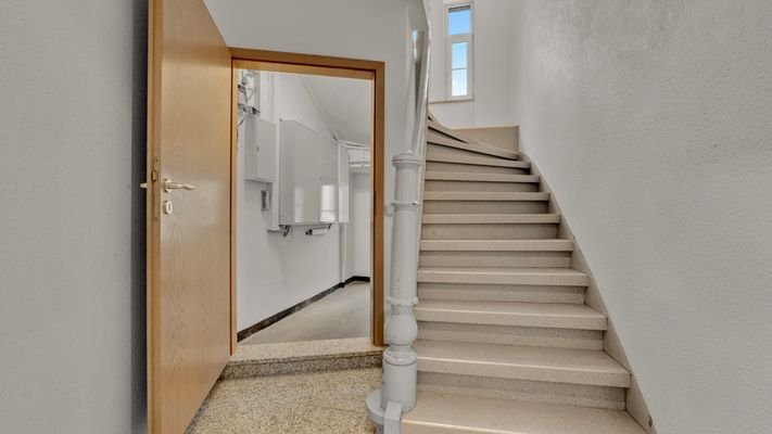 Treppenhaus EG Basteigasse