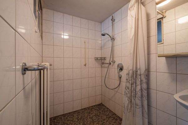 EG - Duschbad - bodeneben