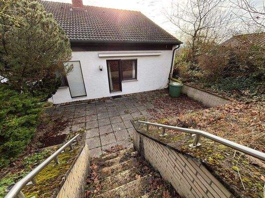 Terrasse mit Zugang zum Garten