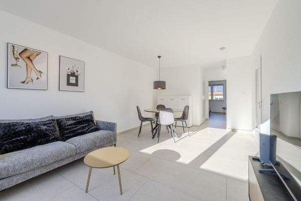 Lichterfüllter Wohn-/ Essbereich