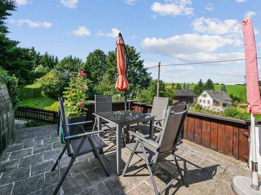 Terrasse a (OG-FeWo)