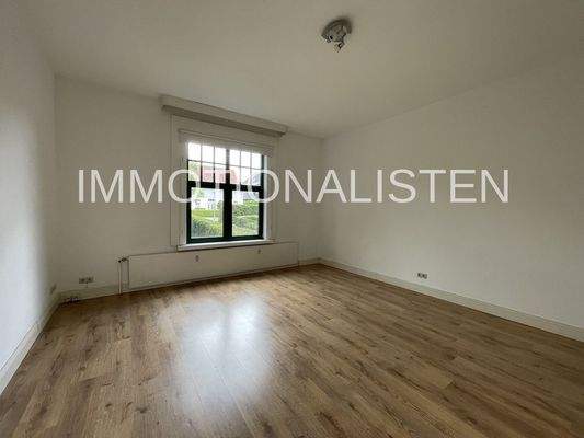 Erdgeschosswohnung Büro