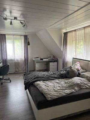 Schlafzimmer DG