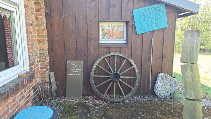 vor dem Saalanbau110306.jpg