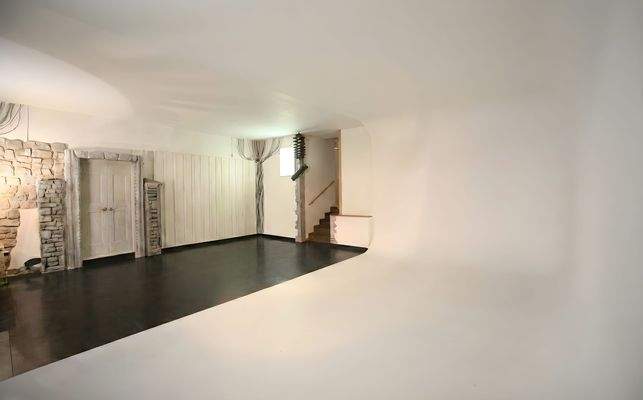 Mögliche Gestaltung des Ateliers (KI-Visualisiert).jpg