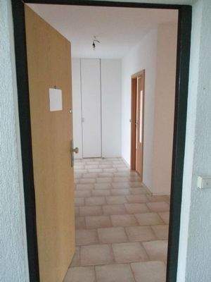 Großer Flur mit Einbauschrank